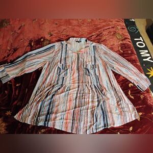 Ava & Grace Relaxed White and Blue Blouse with 3/4 Sleeves